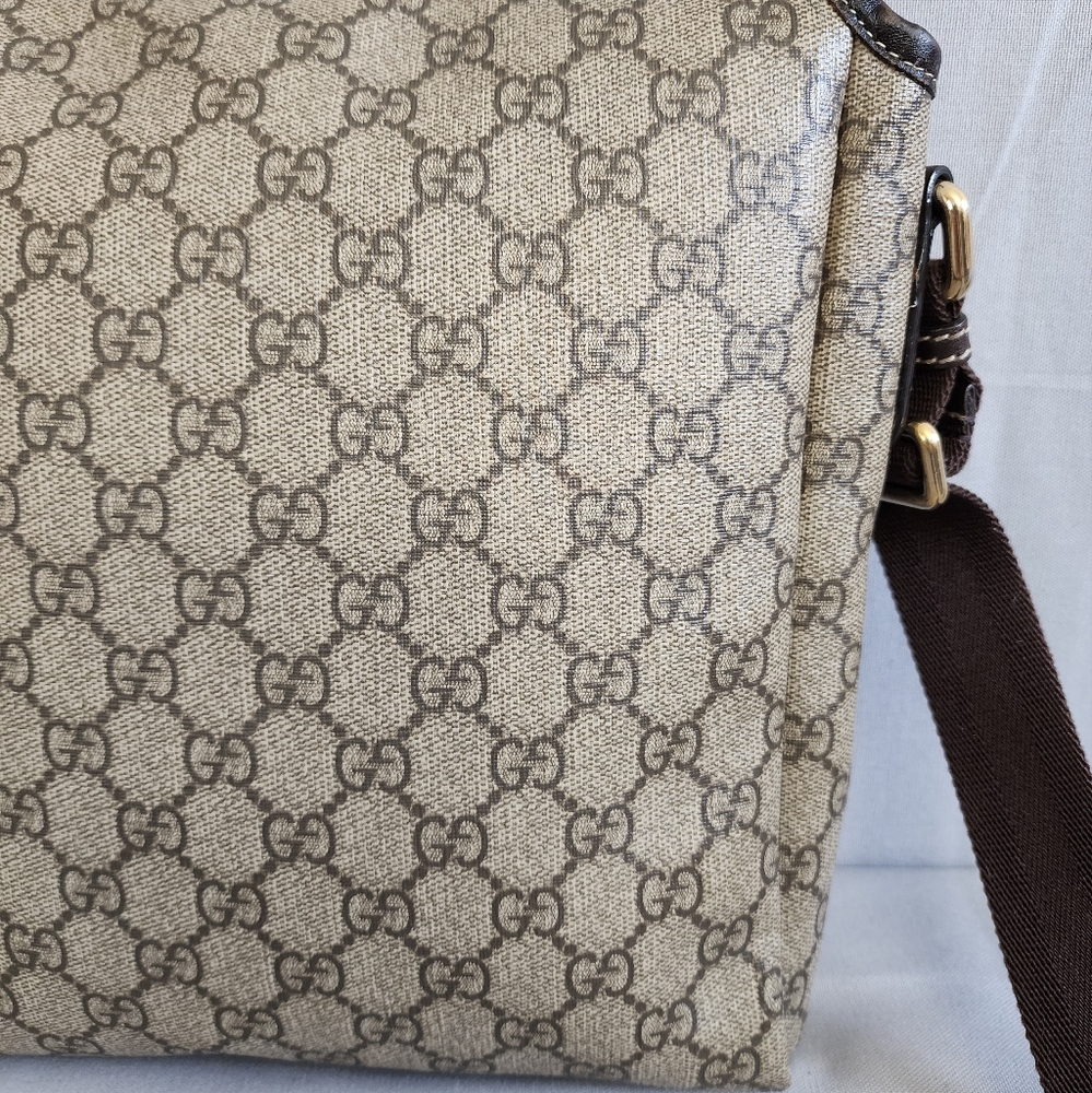 ✨️GUCCI GG Supreme Flat Messenger Bag - Picture 7 of 16